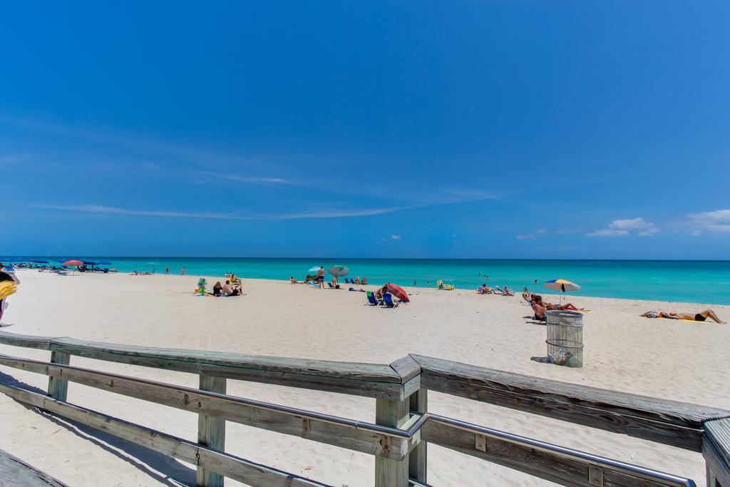 Ocean Front Resort Studio Miami Beach Esterno foto